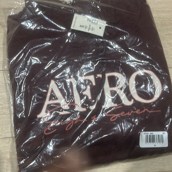 Aeropostal: Pullover Hoodie and sweatpants - Picture 2 of 3